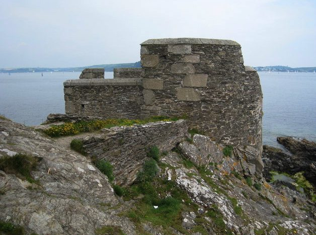 fort-at-pendennis-point